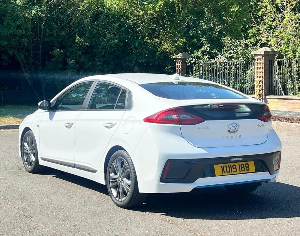 Hyundai Ioniq 1.6 H-gdi 8.9Kwh Premium Hatchback Plug White #19