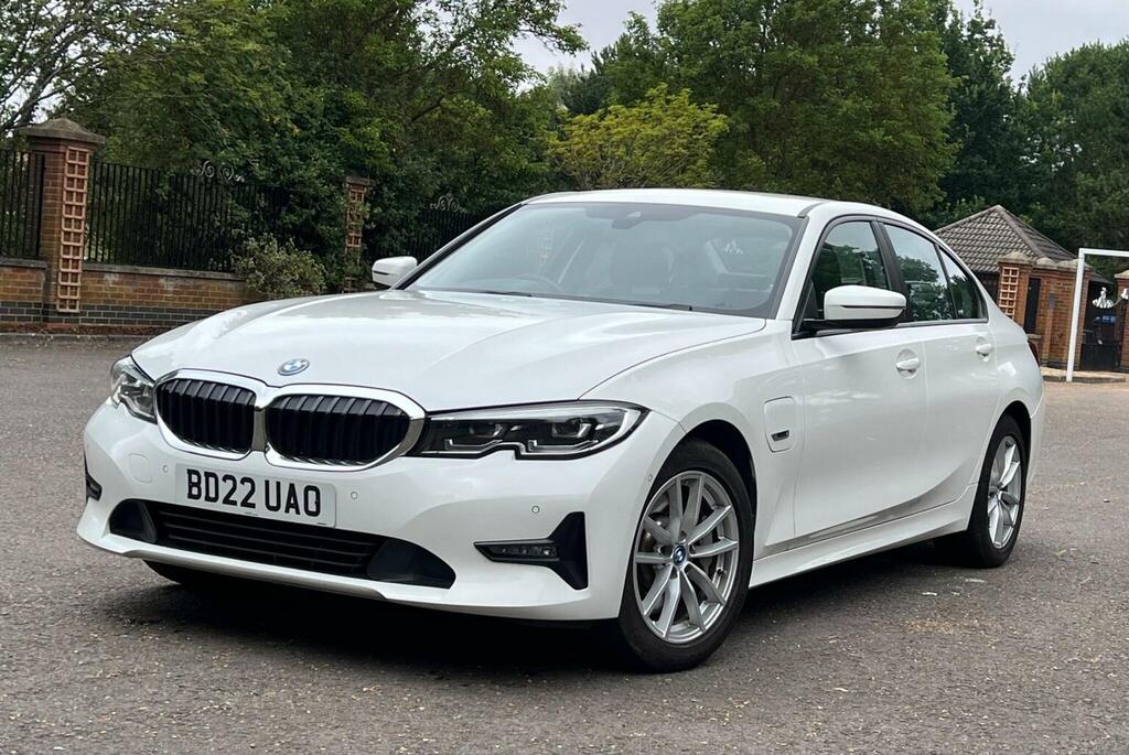 BMW 3 Series Saloon 2.0 330E 12Kwh Se Pro Euro 6 Ss BD22UAO White #4