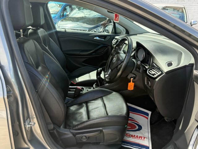 Vauxhall Astra 2016 1.4I Turbo Elite Nav Euro 6 KY66BNK Grey #4