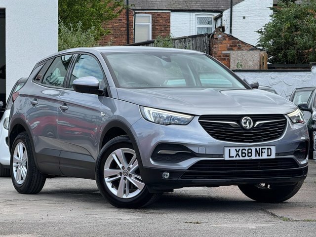 Vauxhall Grandland X 2018 1.2 Turbo Se Euro 6 Ss LX68NFD Grey