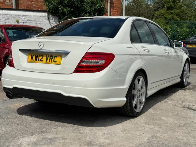 Mercedes-Benz C Class 2012 1.8 C180 Blueefficiency Sport G-tronic Euro White #4