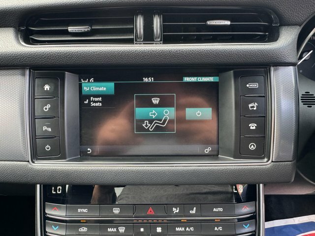 Jaguar XF 2.0I 250 R-sport Grey #49