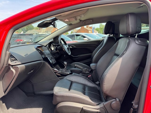 Vauxhall Astra GTC Vxr Red #2