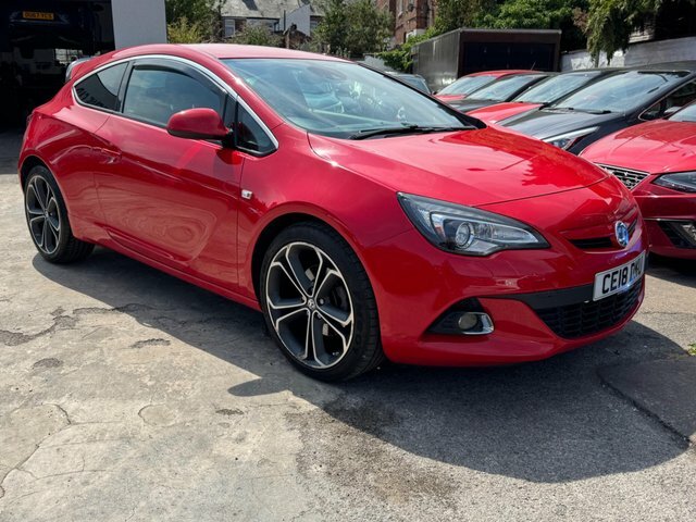 Vauxhall Astra GTC Vxr Red #8
