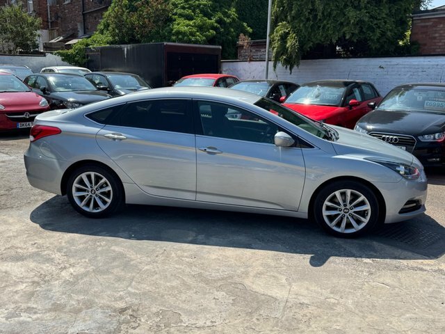Hyundai I40 Premium White #9