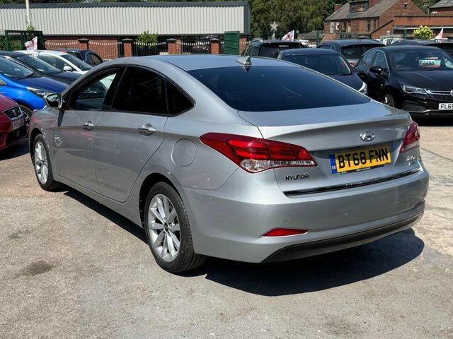 Hyundai I40 2018 1.6 Crdi Se Nav Euro 6 Ss Silver #3
