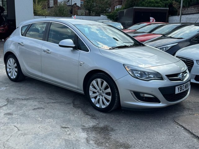Vauxhall Astra 2013 1.6 16V Elite Euro 5 YB13MXV Silver #6