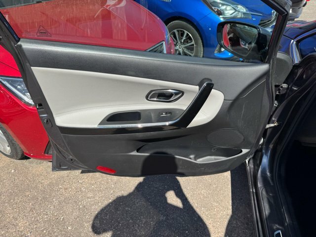 Kia Ceed 1.6 Crdi 4 Tech Ecodynamics Red #25