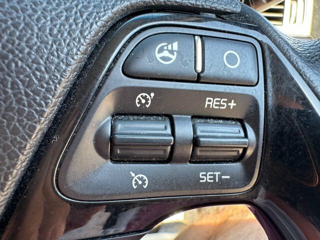 Kia Ceed 1.6 Crdi 4 Tech Ecodynamics Red #39