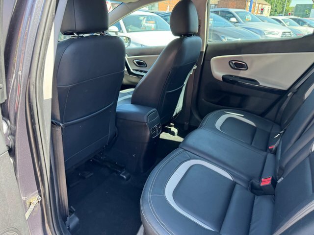 Kia Ceed 1.6 Crdi 4 Tech Ecodynamics Red #30