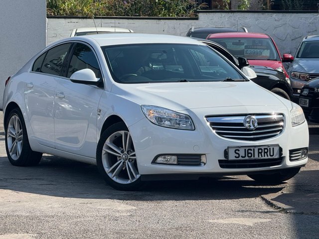 Vauxhall Insignia 2011 2.0 Cdti Ecoflex Sri Euro 5 Ss White