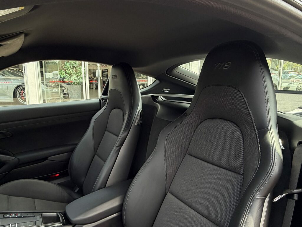 Porsche 718 Cayman T Black #2