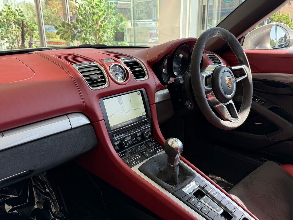 Porsche Boxster 3.8 Spyder Silver
