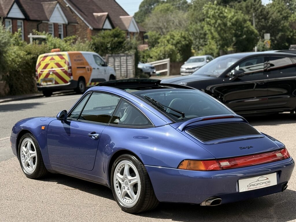 Porsche 911 Coupe Silver #18