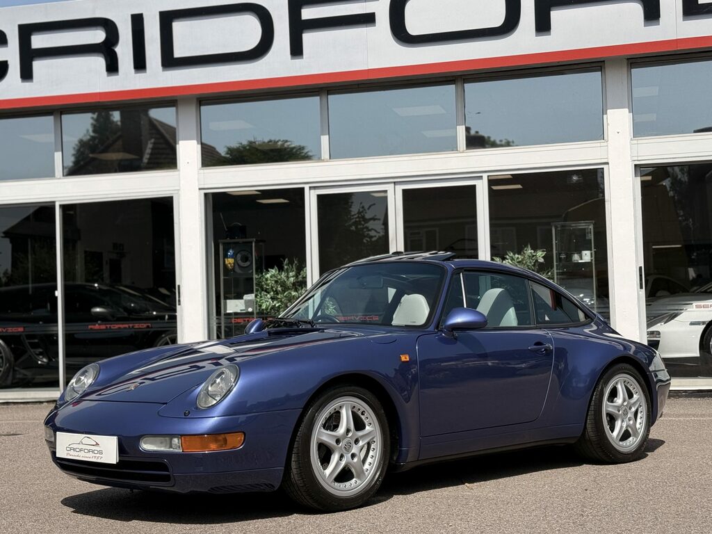 Porsche 911 Coupe Silver #16