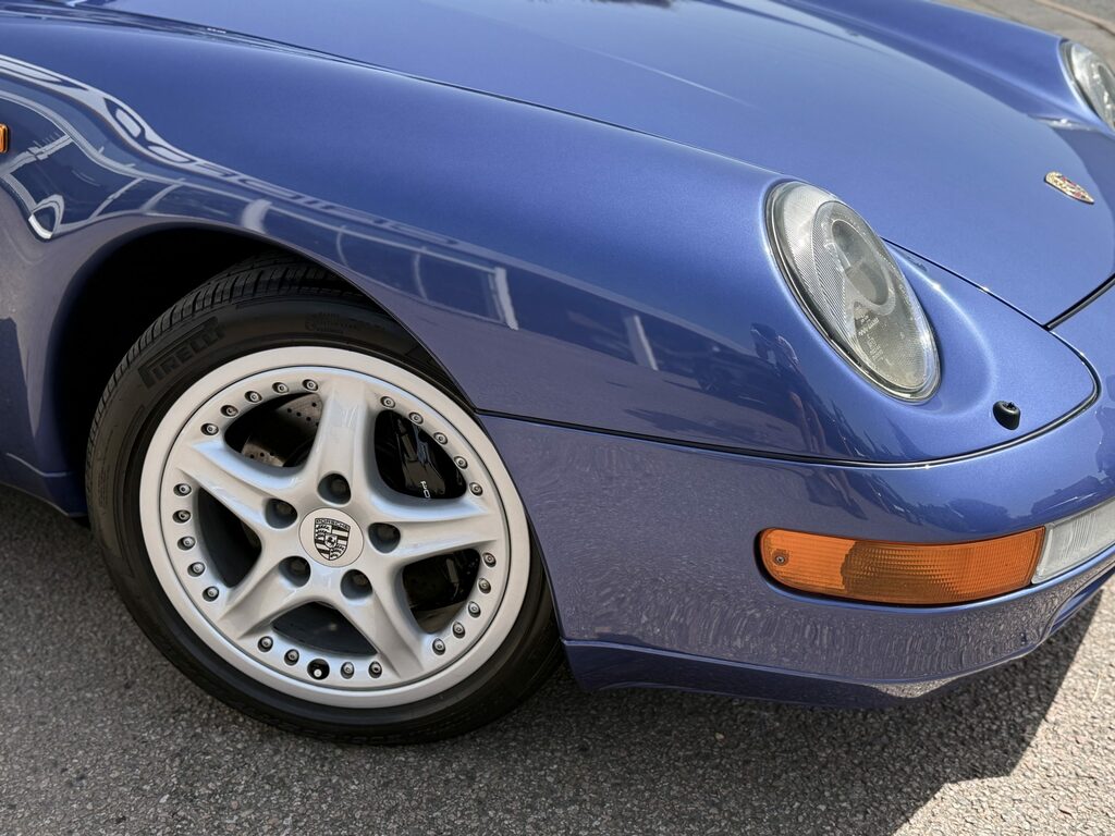 Porsche 911 Coupe Silver #10