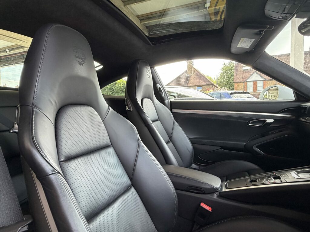 Porsche 911 Carrera S White #6