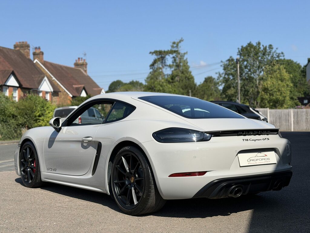 Porsche 718 Cayman Cayman S-a 2021 White #22