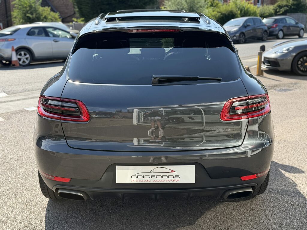 Porsche Macan 252 Pdk Black #21