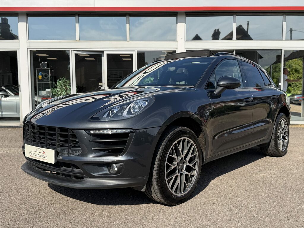 Porsche Macan 252 Pdk Black #18