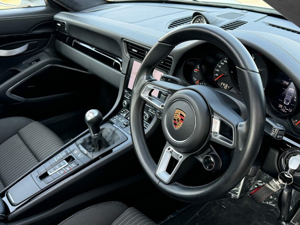 Porsche 911 Carrera T White #6