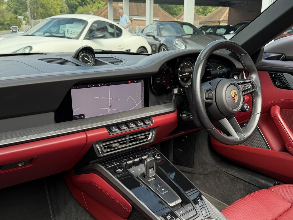 Porsche 911 Carrera 4S Grey