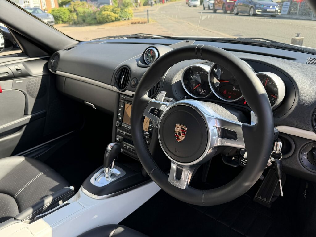 Porsche Cayman Cayman R White #3