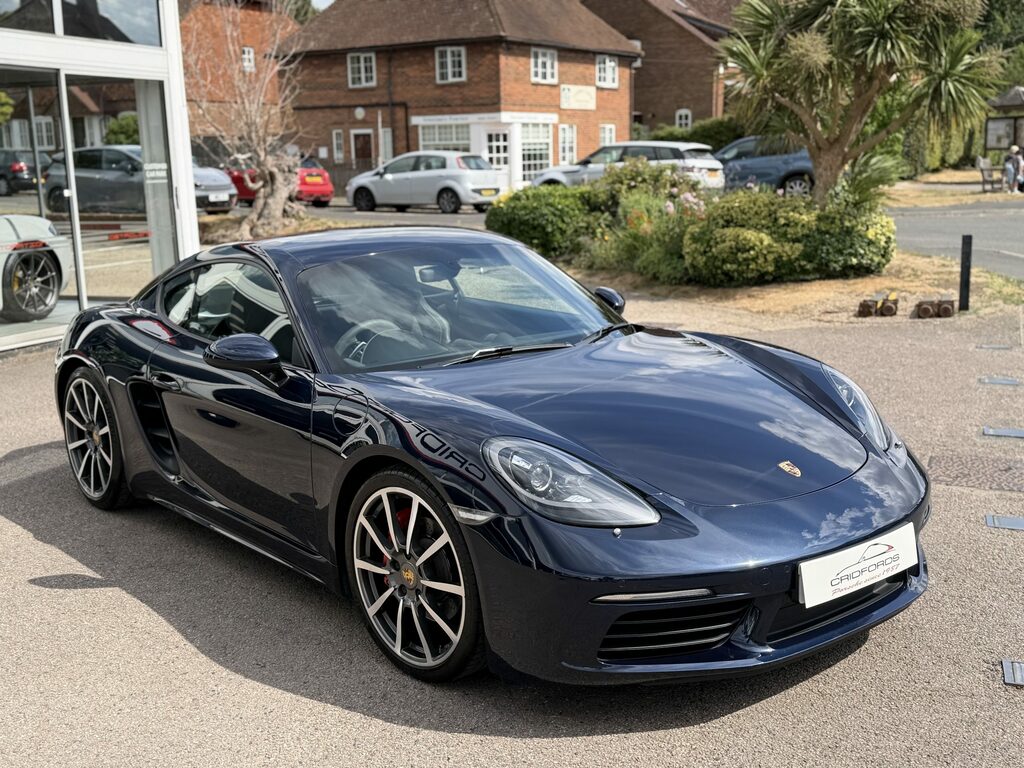 Porsche 718 Cayman Cayman S Black #13