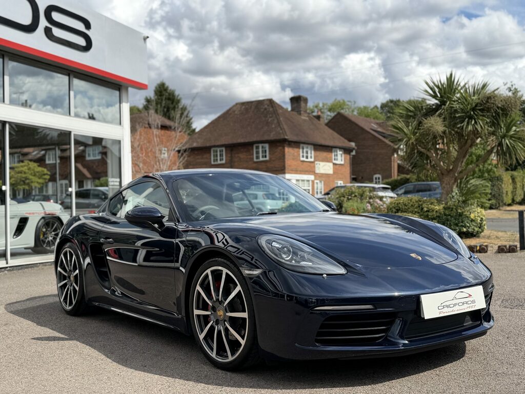 Porsche 718 Cayman Cayman S Black #12