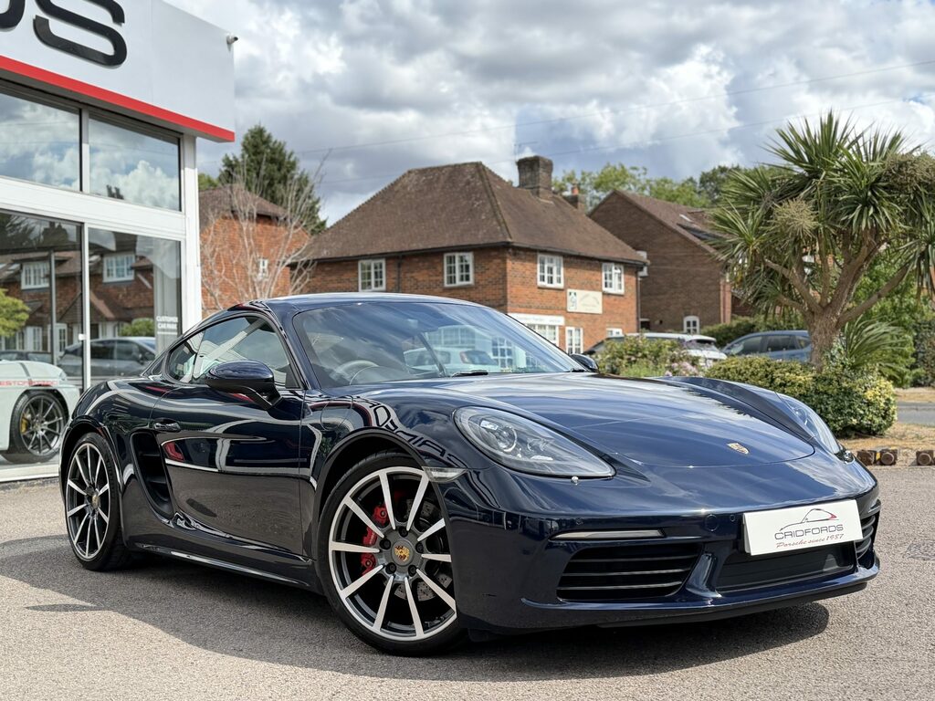 Porsche 718 Cayman Cayman S Black #11
