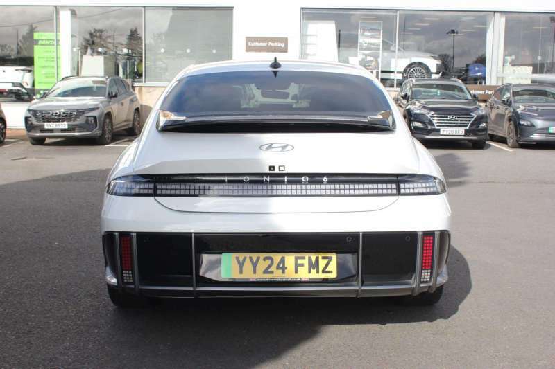 Hyundai Ioniq 6 168Kw Ultimate 77Kwh White #5