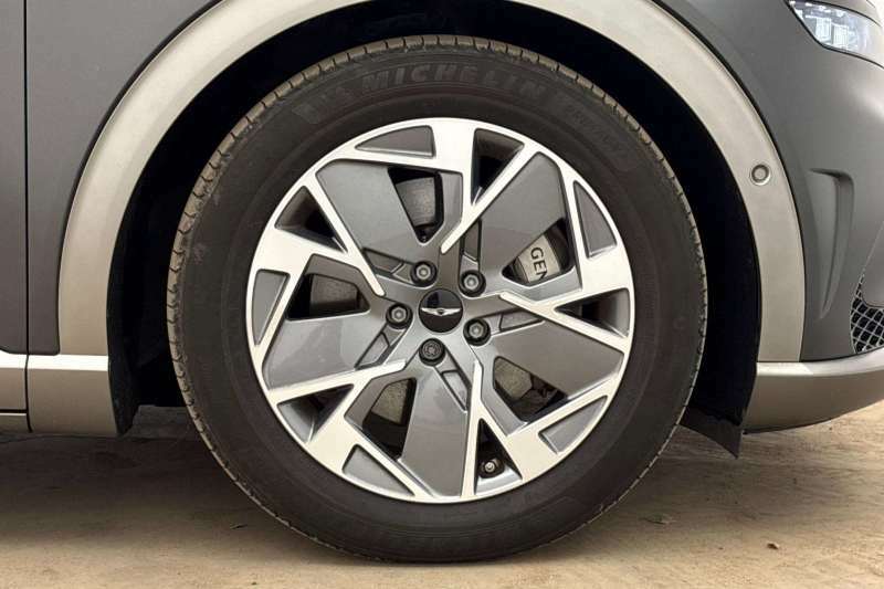 Genesis GV60 168Kw Premium 77.4Kwh Comfortinnovation Grey #6