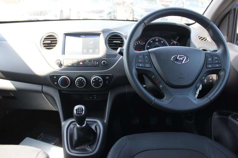 Hyundai I10 1.0 63 Advance Nav Grey #14