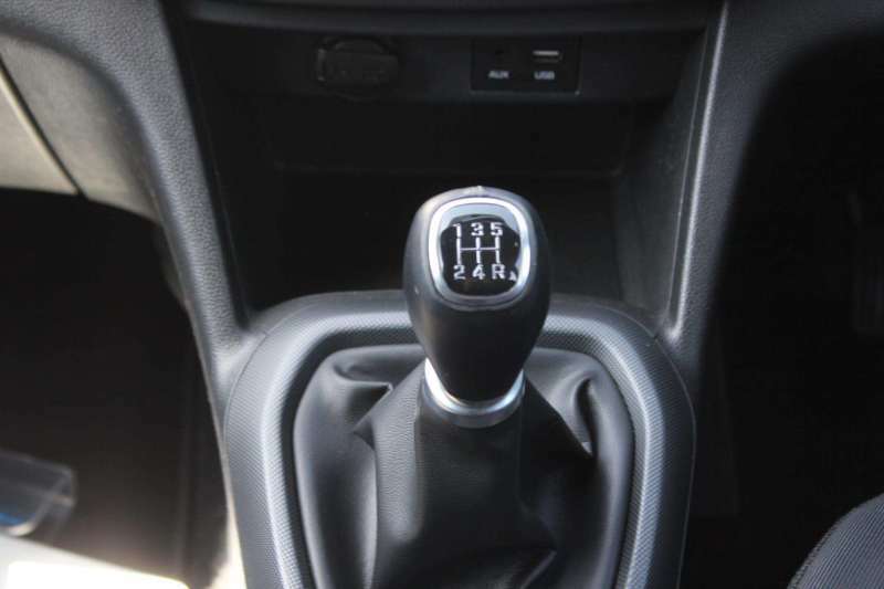 Hyundai I10 1.0 63 Advance Nav Grey #19