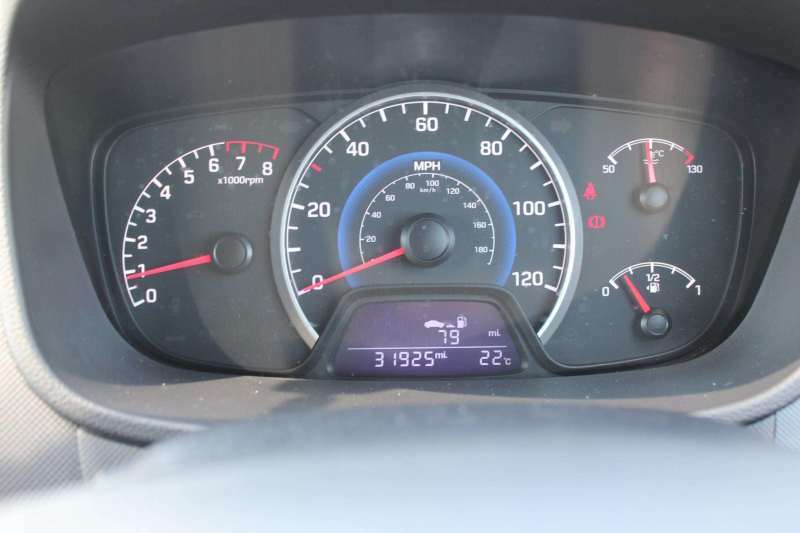 Hyundai I10 1.0 63 Advance Nav Grey #25