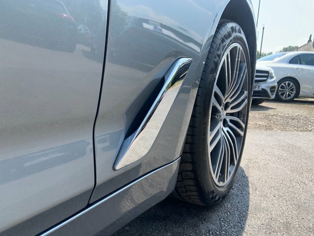 BMW 5 Series 2.0 520I Se Touring Euro 6 Ss KN18WFS Blue #6