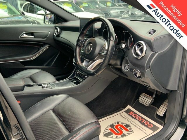 Mercedes-Benz GLA Class 2.1 Gla220d Amg Line Premium Suv 7G-d KR67HFY Black #2