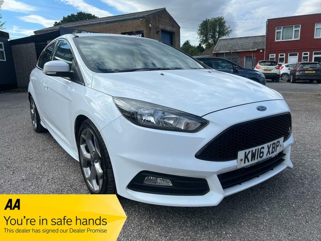 Ford Focus Hatchback 2.0 Tdci St-1 Euro 6 Ss 201616 White