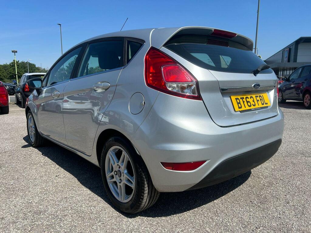 Ford Fiesta 1.25 Zetec Euro 5 Silver #2