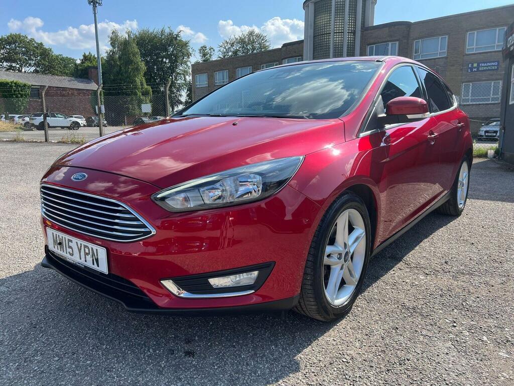 Ford Focus Hatchback 1.5 Tdci Titanium Euro 6 Ss 2015 MW15YPN Red #3