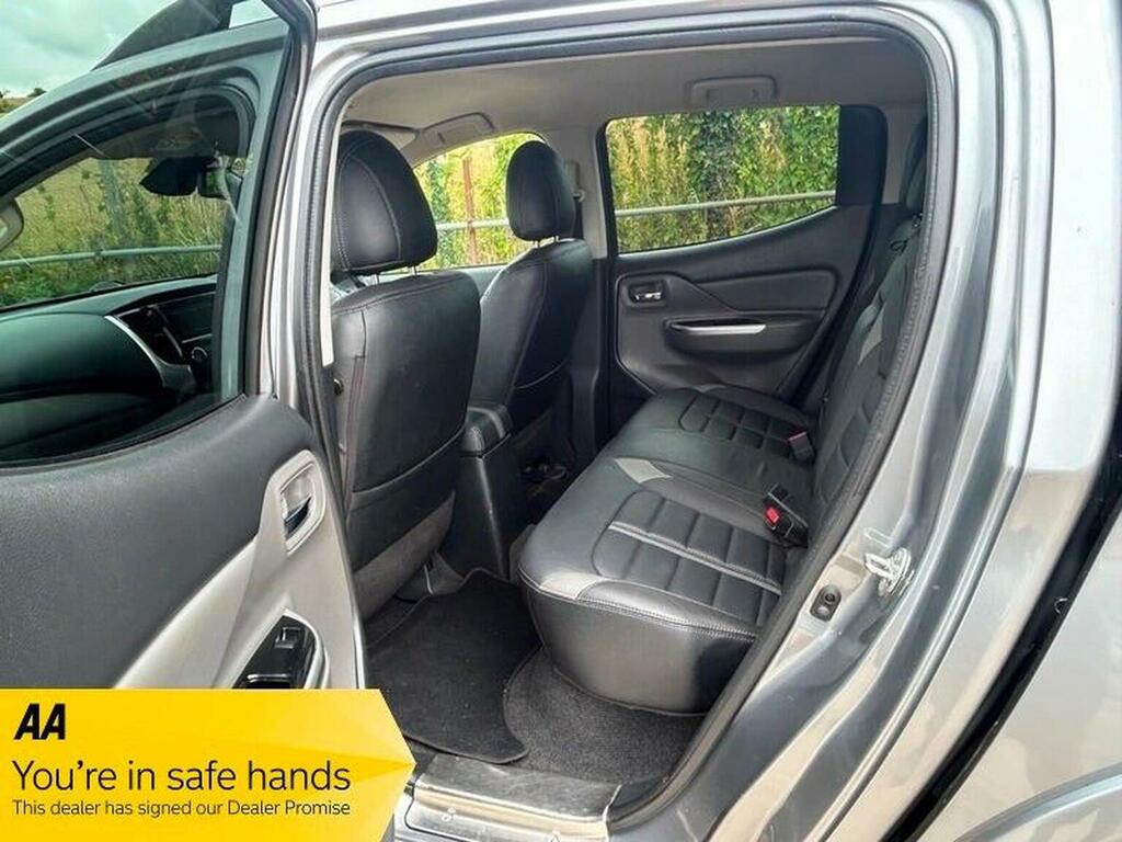 Mitsubishi L200 2.4 Di-d Dc Barbarian 4Wd Euro 6 Silver #13