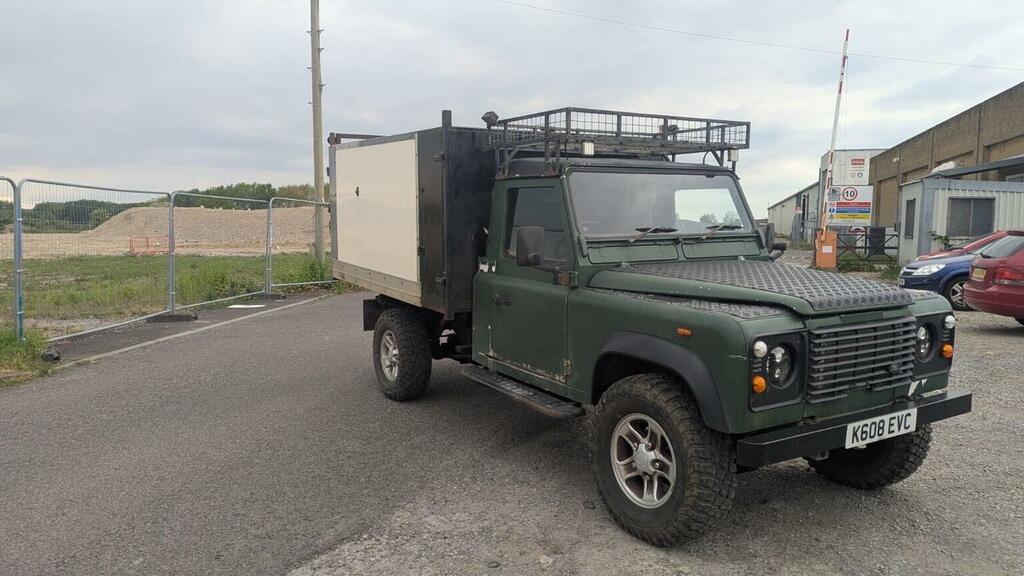 Land Rover Defender 130 Defender 200 Tdi Tipper #2