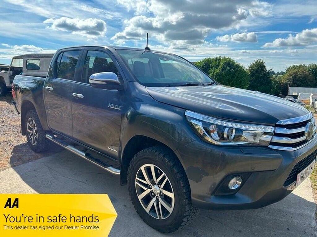 Toyota HILUX Pickup 2.4 D-4d Invincible 4Wd Euro 6 Ts Grey #3