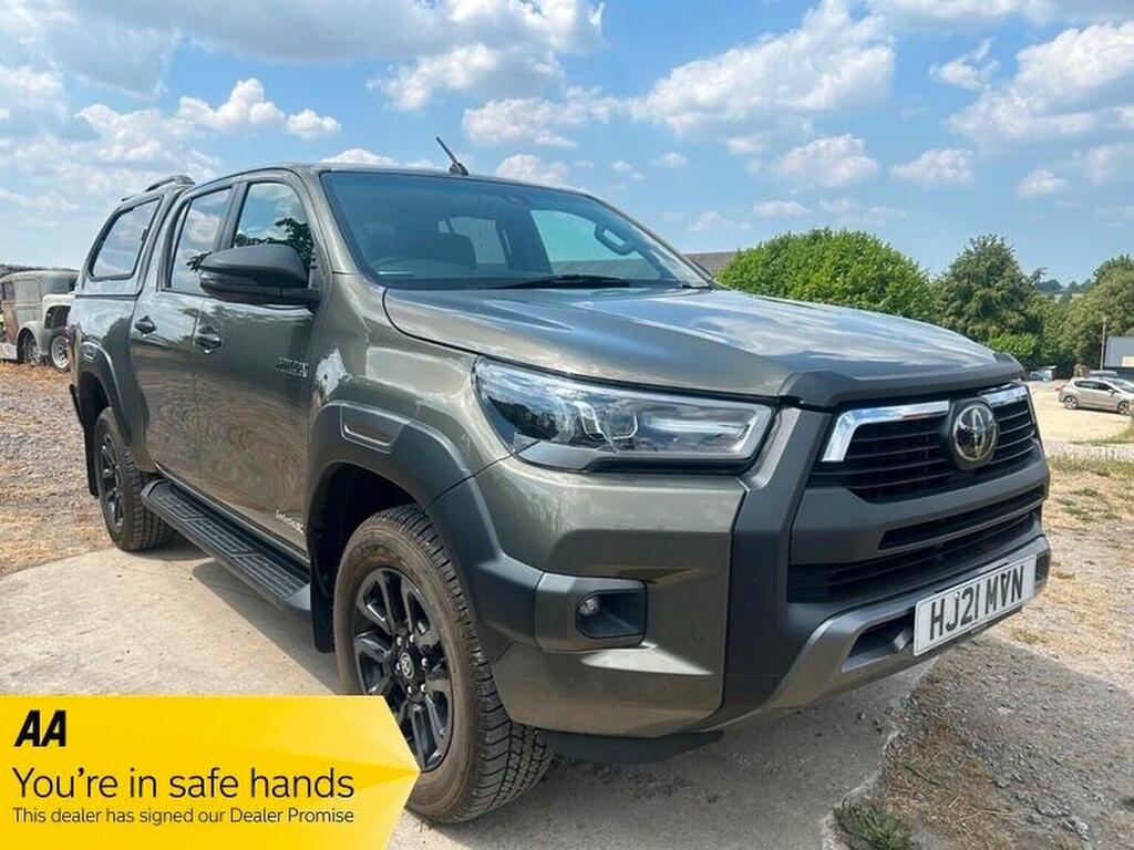 Toyota HILUX 2.8 D-4d Invincible X 4Wd Euro 6 Ss Brown #3