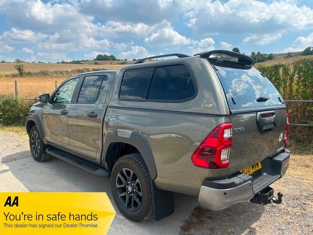Toyota HILUX 2.8 D-4d Invincible X 4Wd Euro 6 Ss Brown #2