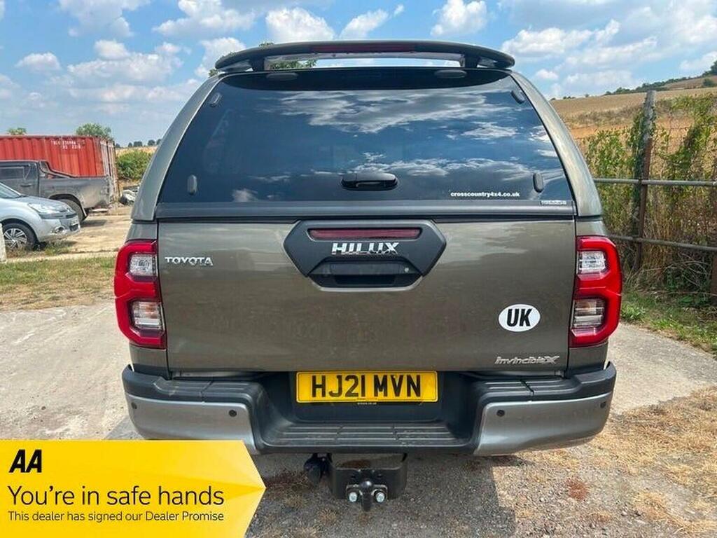 Toyota HILUX 2.8 D-4d Invincible X 4Wd Euro 6 Ss Brown #6