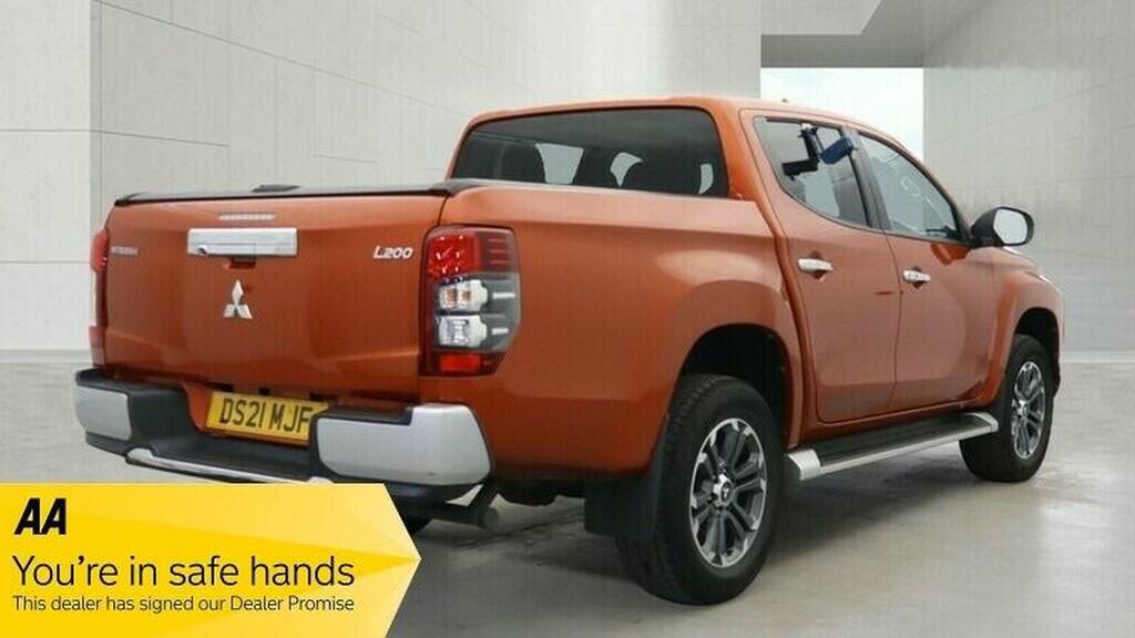 Mitsubishi L200 Pickup 2.2 Di-d Dc Warrior 4Wd Euro 6 Ss 4 Orange #2
