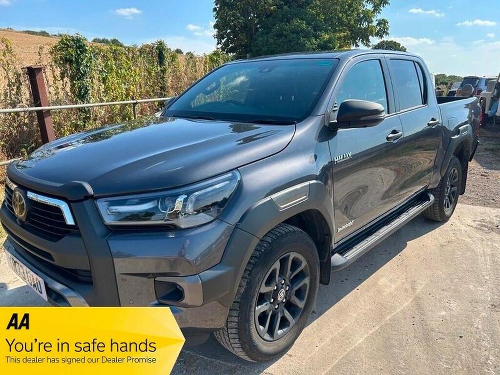 Toyota HILUX Pickup 2.8 D-4d Invincible X 4Wd Euro 6 Ss Grey #3