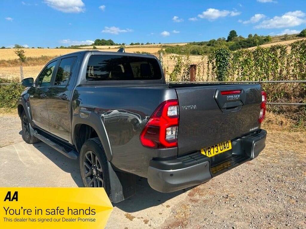 Toyota HILUX Pickup 2.8 D-4d Invincible X 4Wd Euro 6 Ss Grey #2