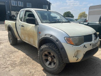 Mitsubishi L200 2.5 Di-d Warrior 4Wd Black #10